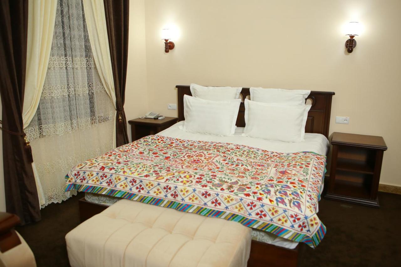 Boulevard Palace Hotel Semerkant Dış mekan fotoğraf