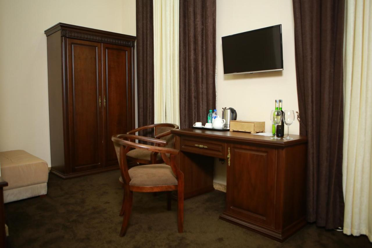 Boulevard Palace Hotel Semerkant Dış mekan fotoğraf
